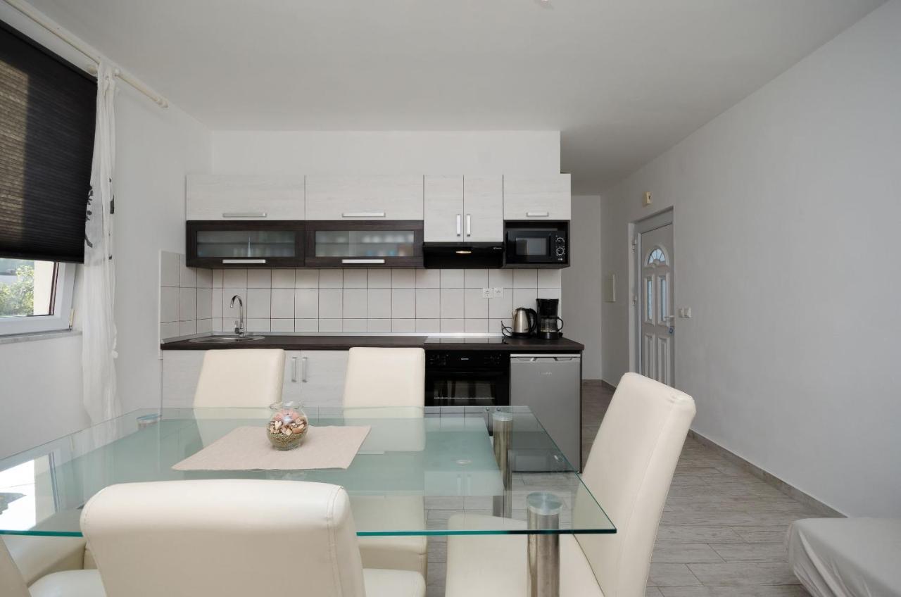 Apartments Toni Банёл Экстерьер фото