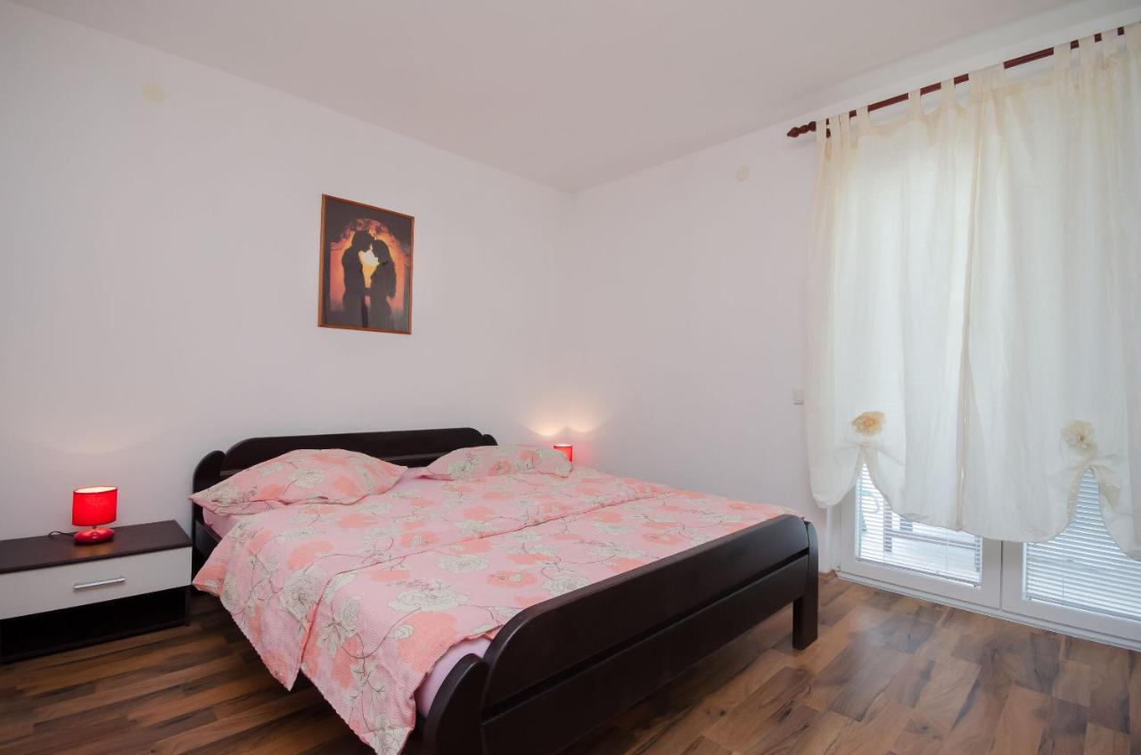 Apartments Toni Банёл Экстерьер фото
