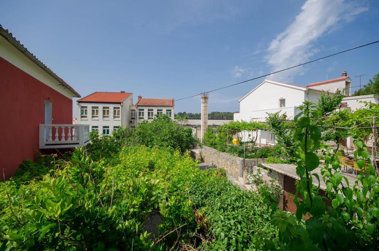 Apartments Toni Банёл Экстерьер фото