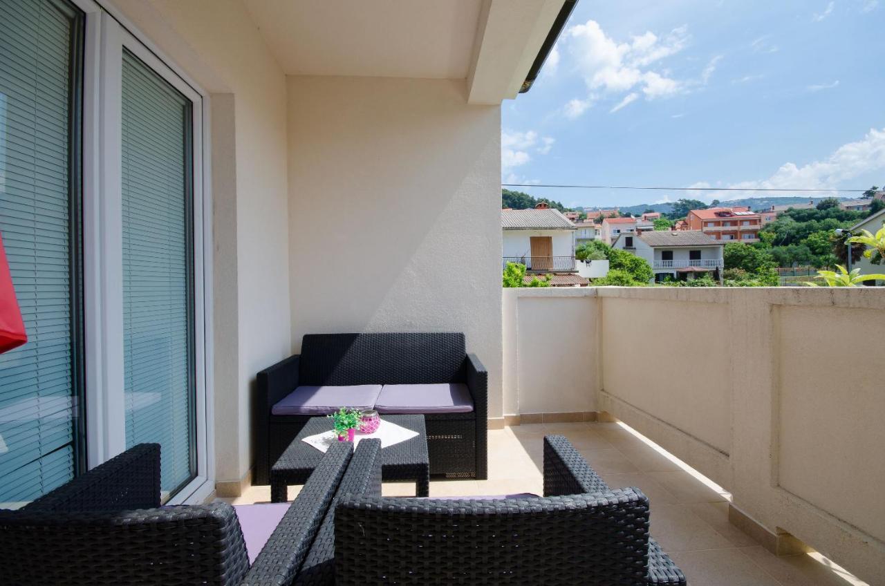 Apartments Toni Банёл Экстерьер фото
