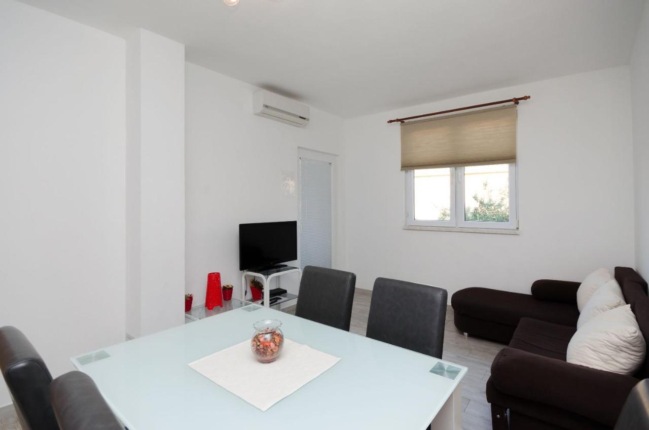 Apartments Toni Банёл Экстерьер фото