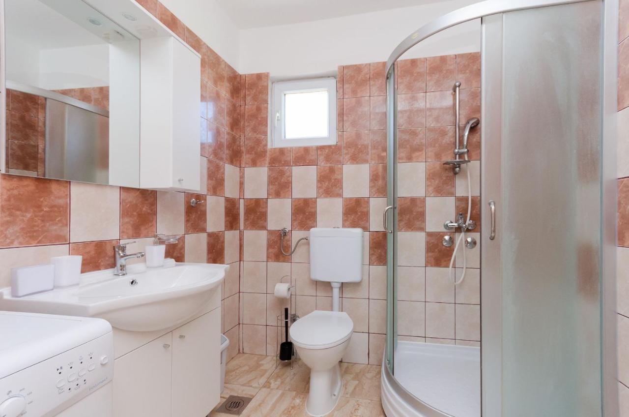 Apartments Toni Банёл Экстерьер фото