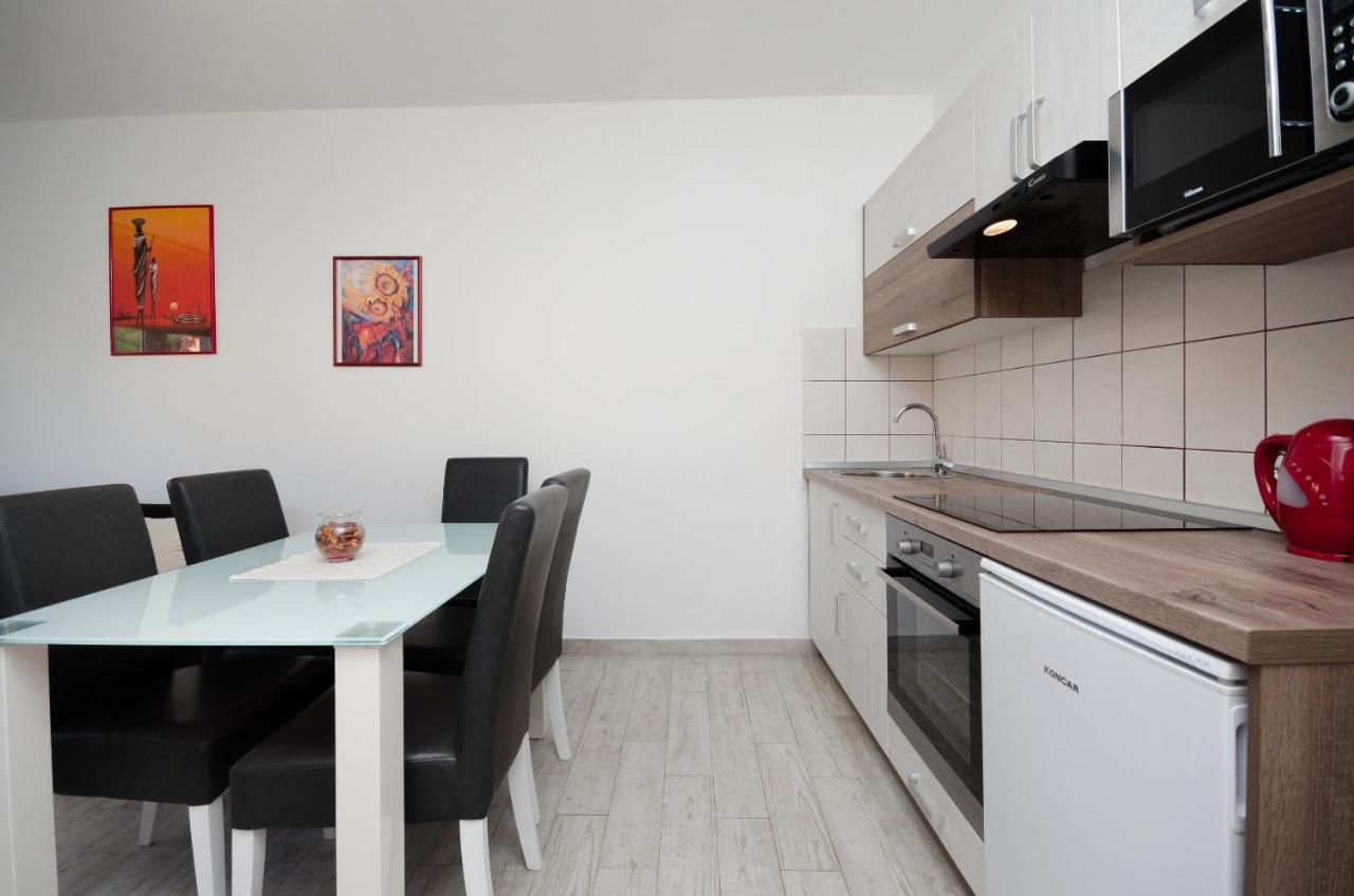 Apartments Toni Банёл Экстерьер фото
